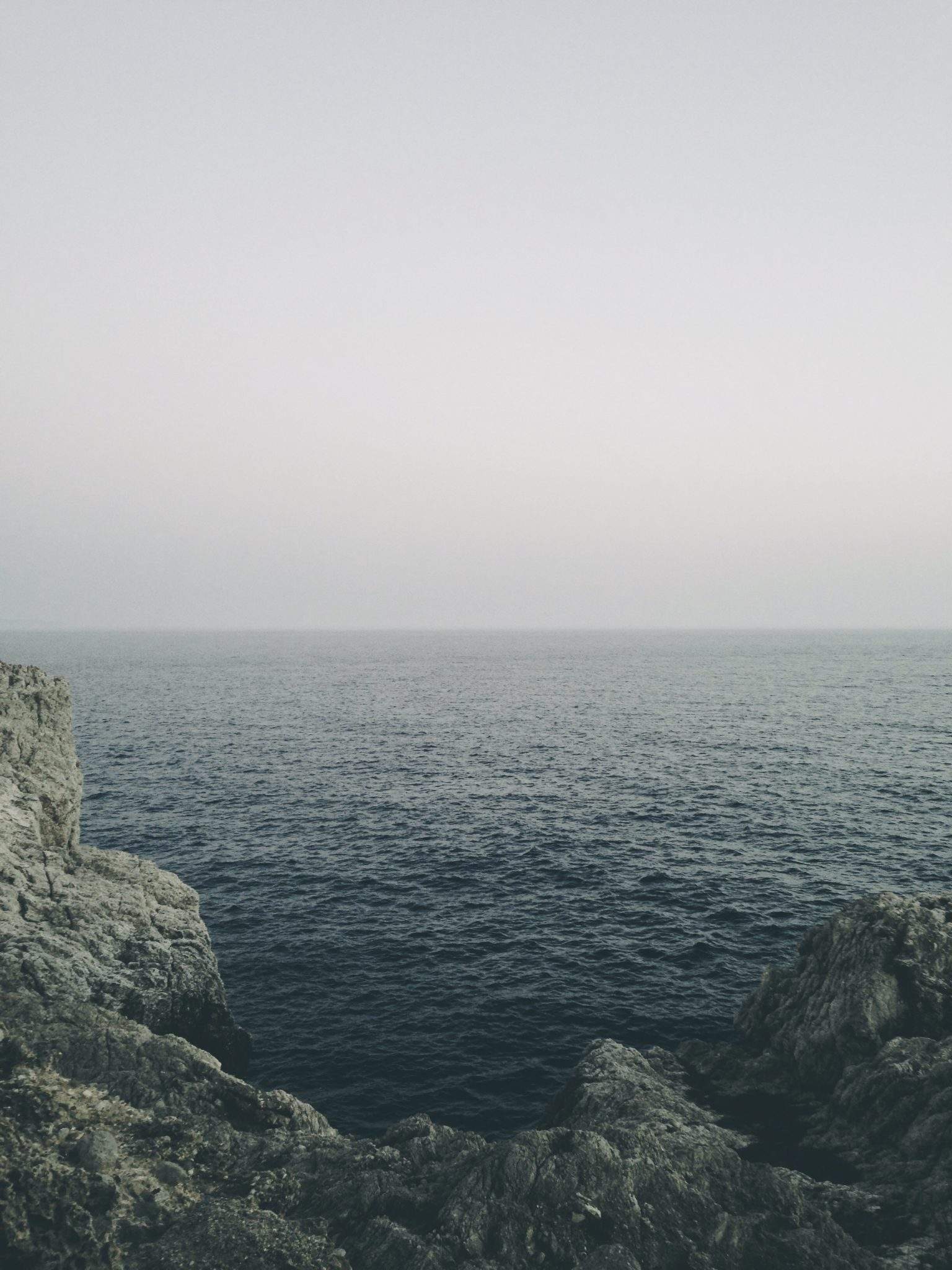 crete-cliff-foggy-kinlake