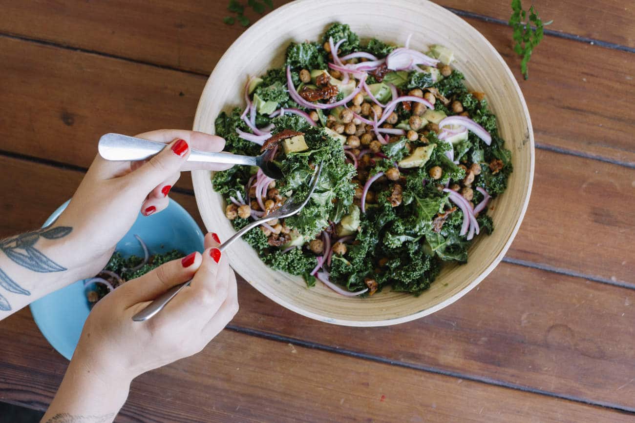 Kinlake-Savoury-Kale-Salad-Lunch-Lifestyle-7623